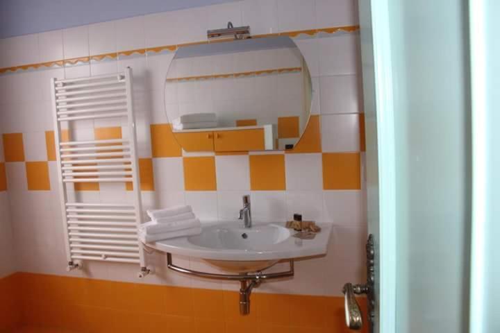 Ari B&B Montesilvano Marina Kültér fotó
